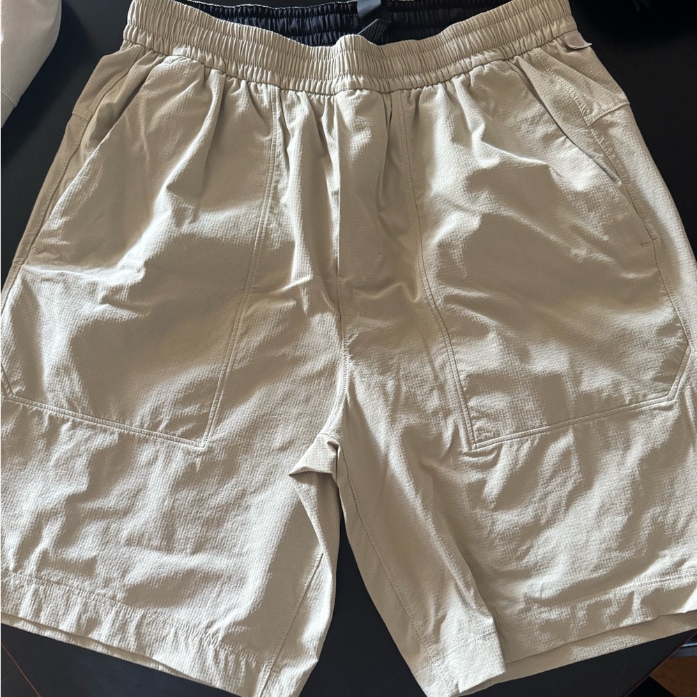 Men's Khaki Luluemon 8” Shorts